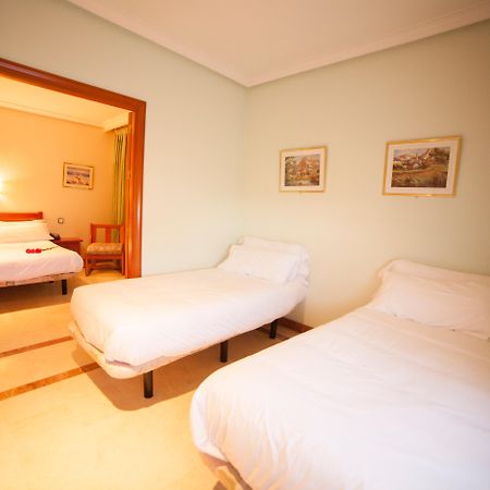 Hospedium Hotel Castilla Torrijos Εξωτερικό φωτογραφία