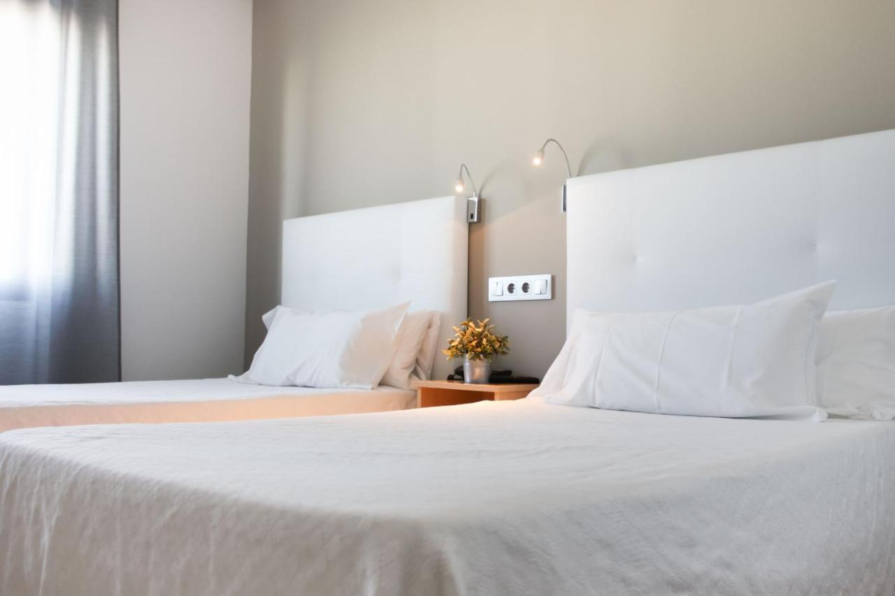 Hospedium Hotel Castilla Torrijos Εξωτερικό φωτογραφία
